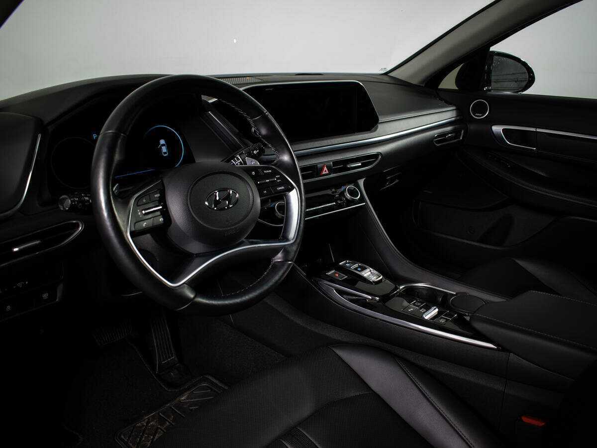 Купить Hyundai Sonata с пробегом. Фото: #12