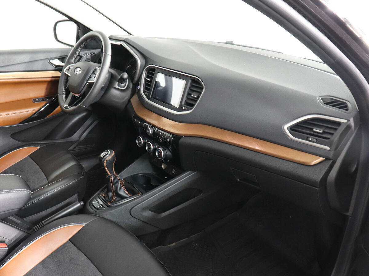 Купить Lada (ВАЗ) Vesta с пробегом. Фото: #9