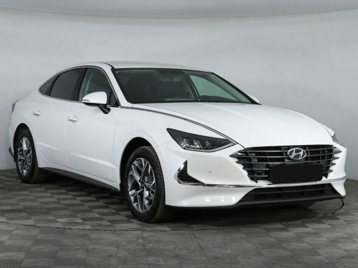 Купить Hyundai Sonata с пробегом. Фото: #2