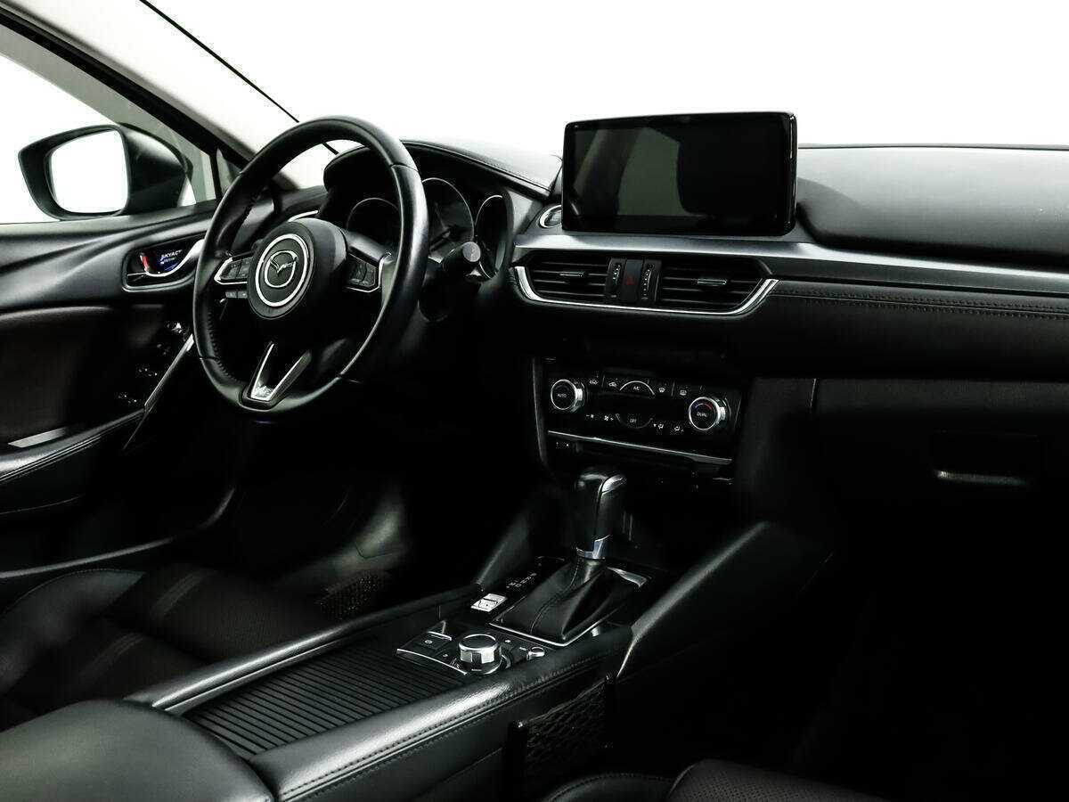 Купить Mazda 6 с пробегом. Фото: #12
