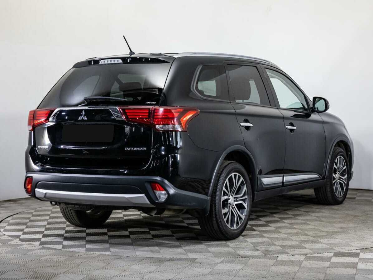 Купить Mitsubishi Outlander с пробегом. Фото: #3