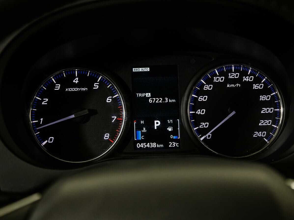 Купить Mitsubishi Outlander с пробегом. Фото: #9