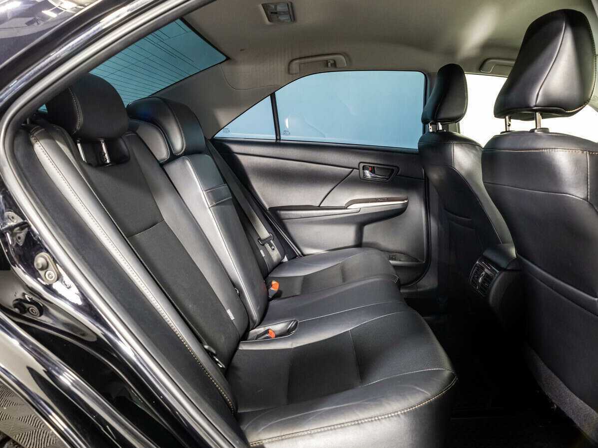 Купить Toyota Camry с пробегом. Фото: #12