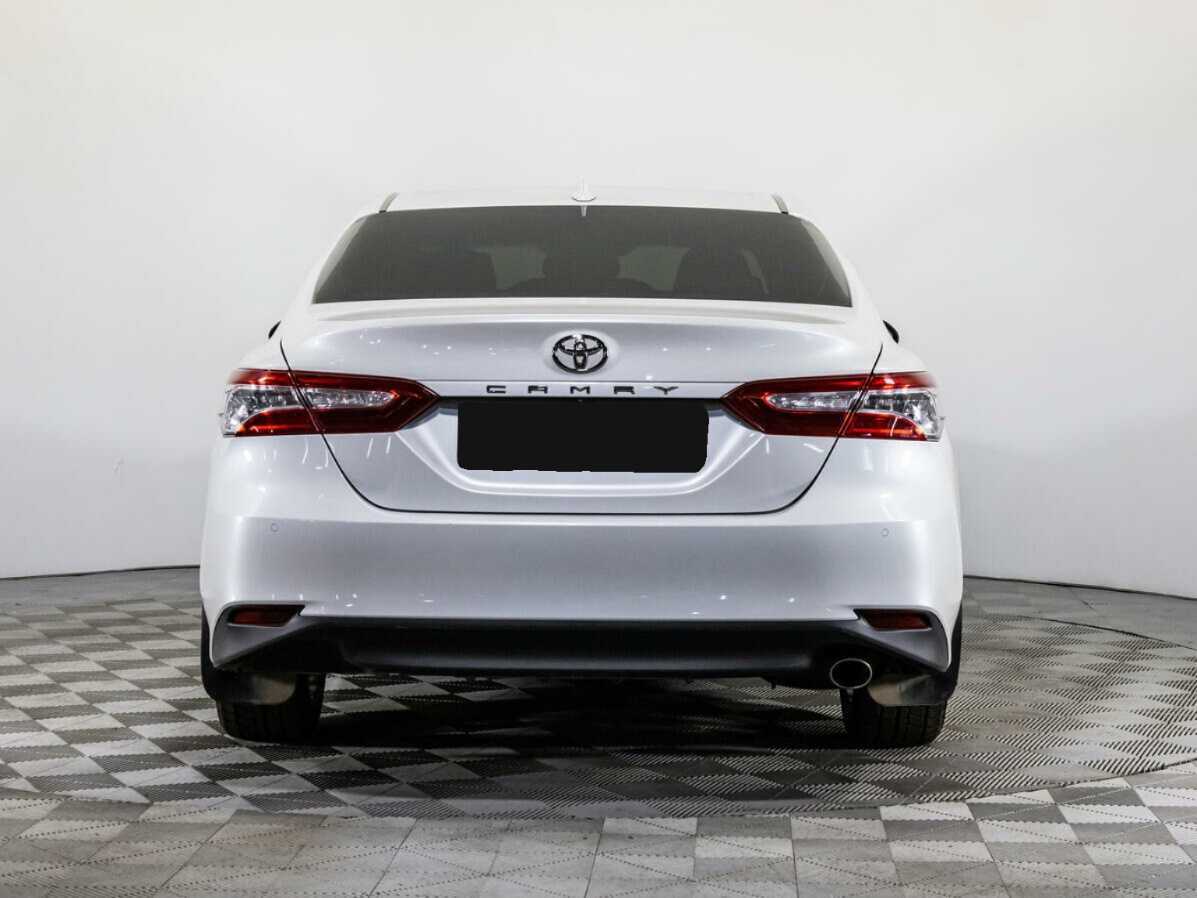 Купить Toyota Camry с пробегом. Фото: #4