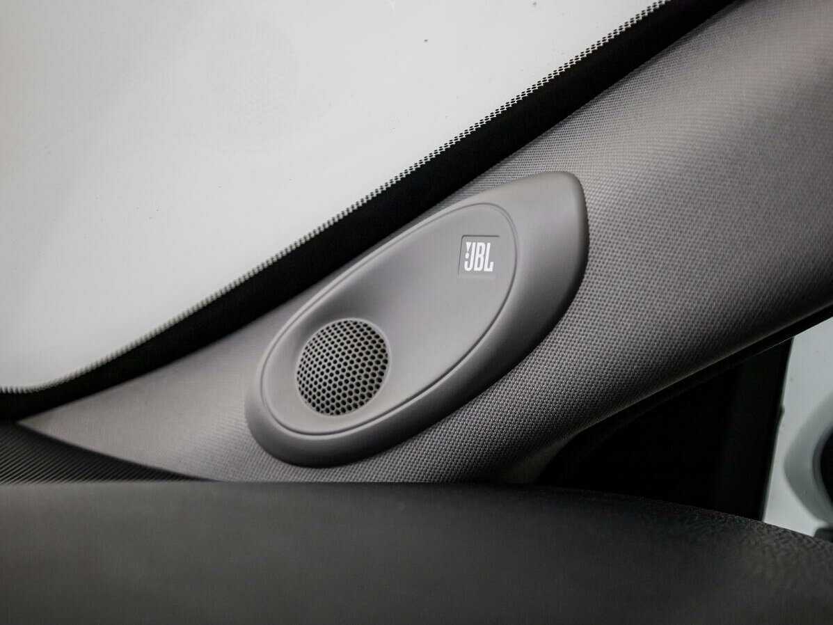 Купить Toyota Camry с пробегом. Фото: #14