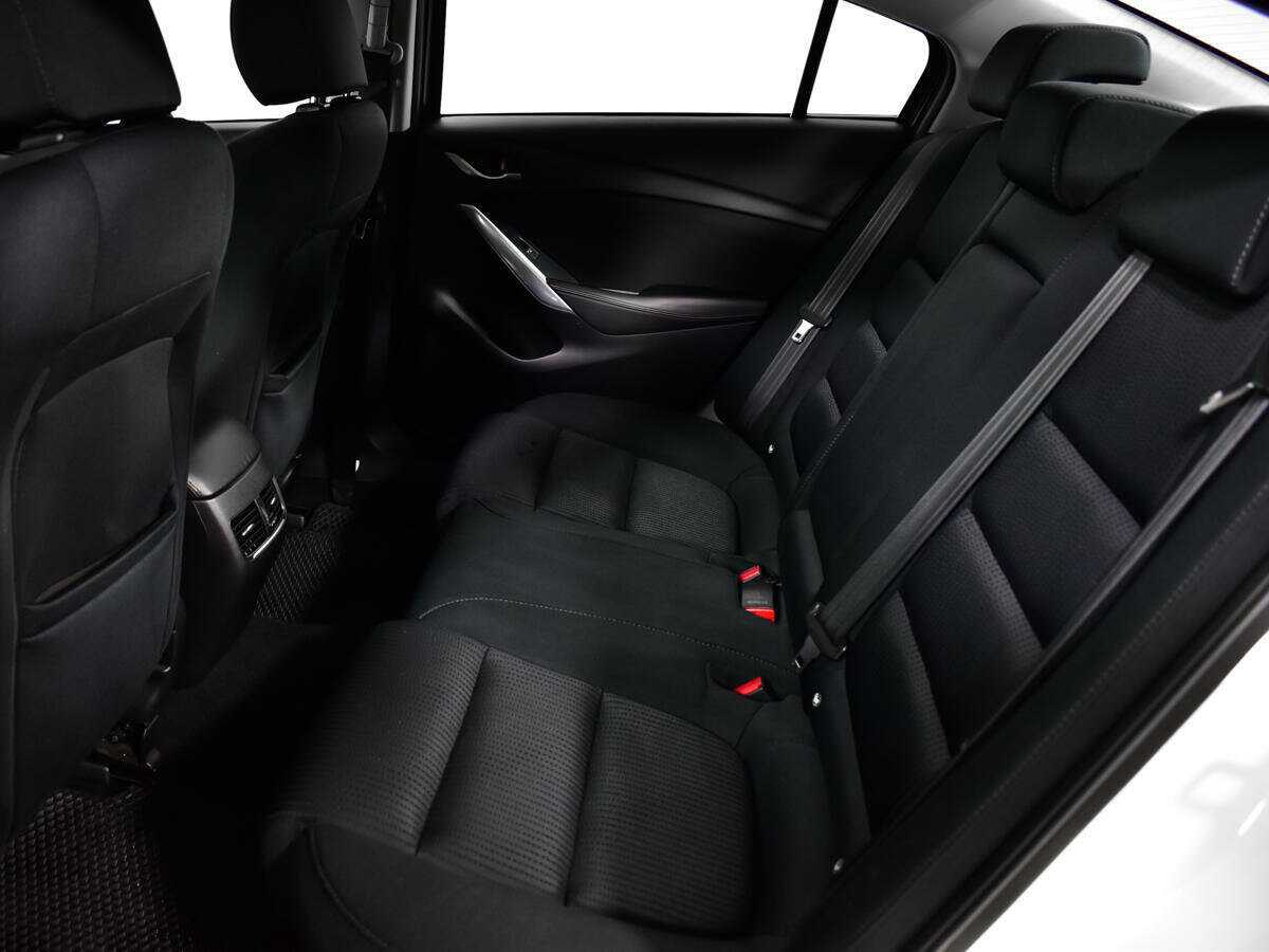 Купить Mazda 6 с пробегом. Фото: #9
