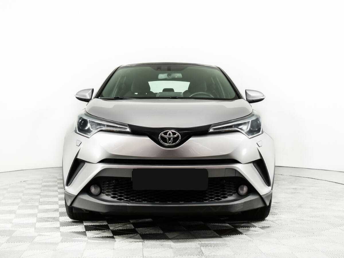 Купить Toyota C-HR с пробегом. Фото: #1