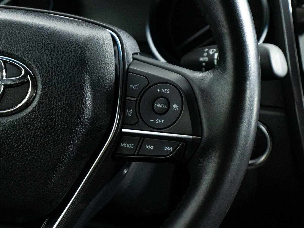 Купить Toyota Camry с пробегом. Фото: #20