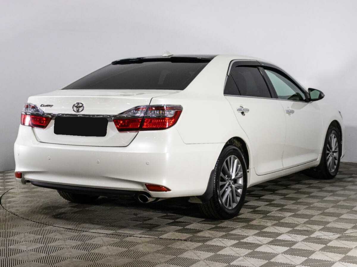 Купить Toyota Camry с пробегом. Фото: #4