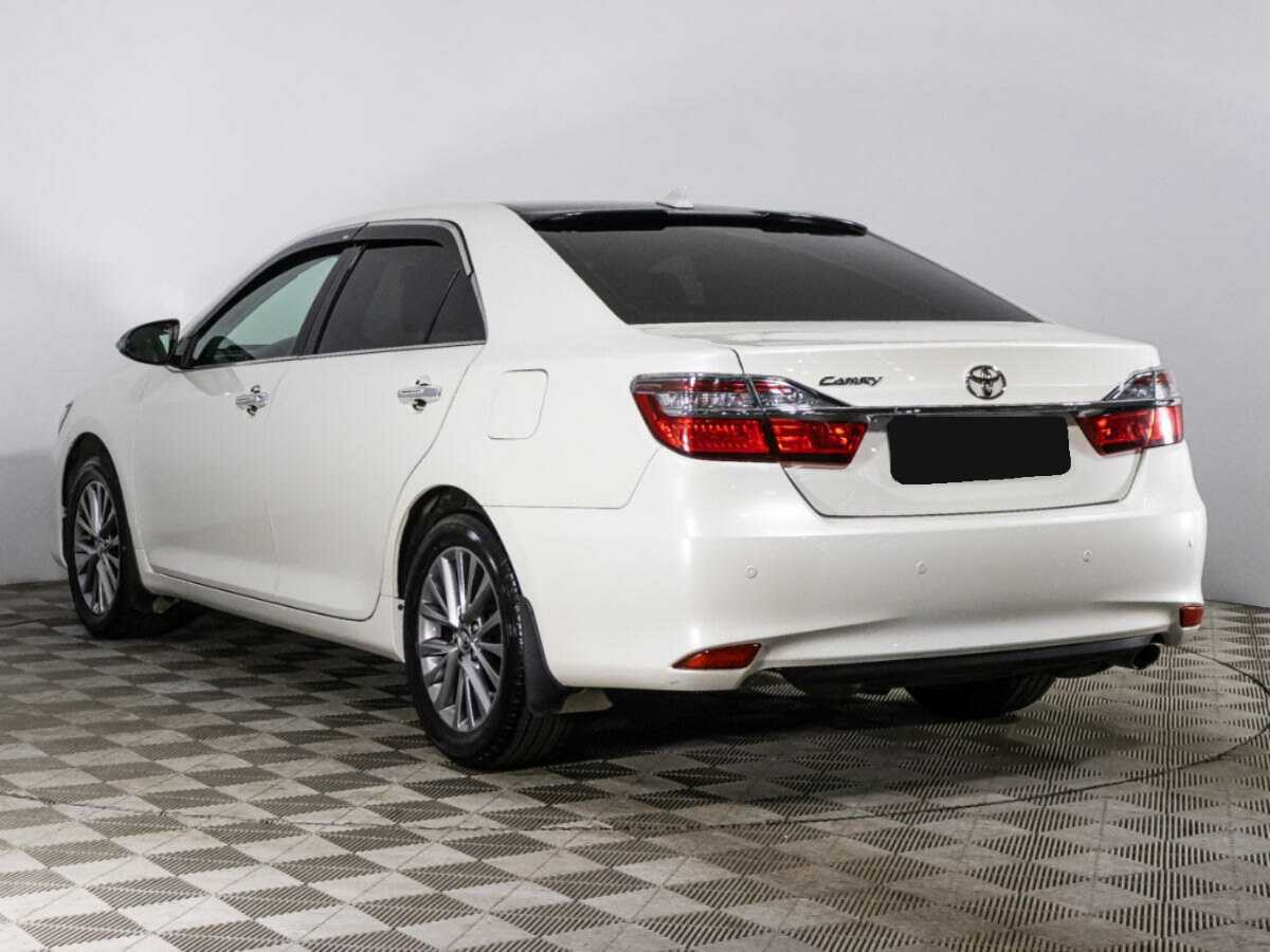 Купить Toyota Camry с пробегом. Фото: #6