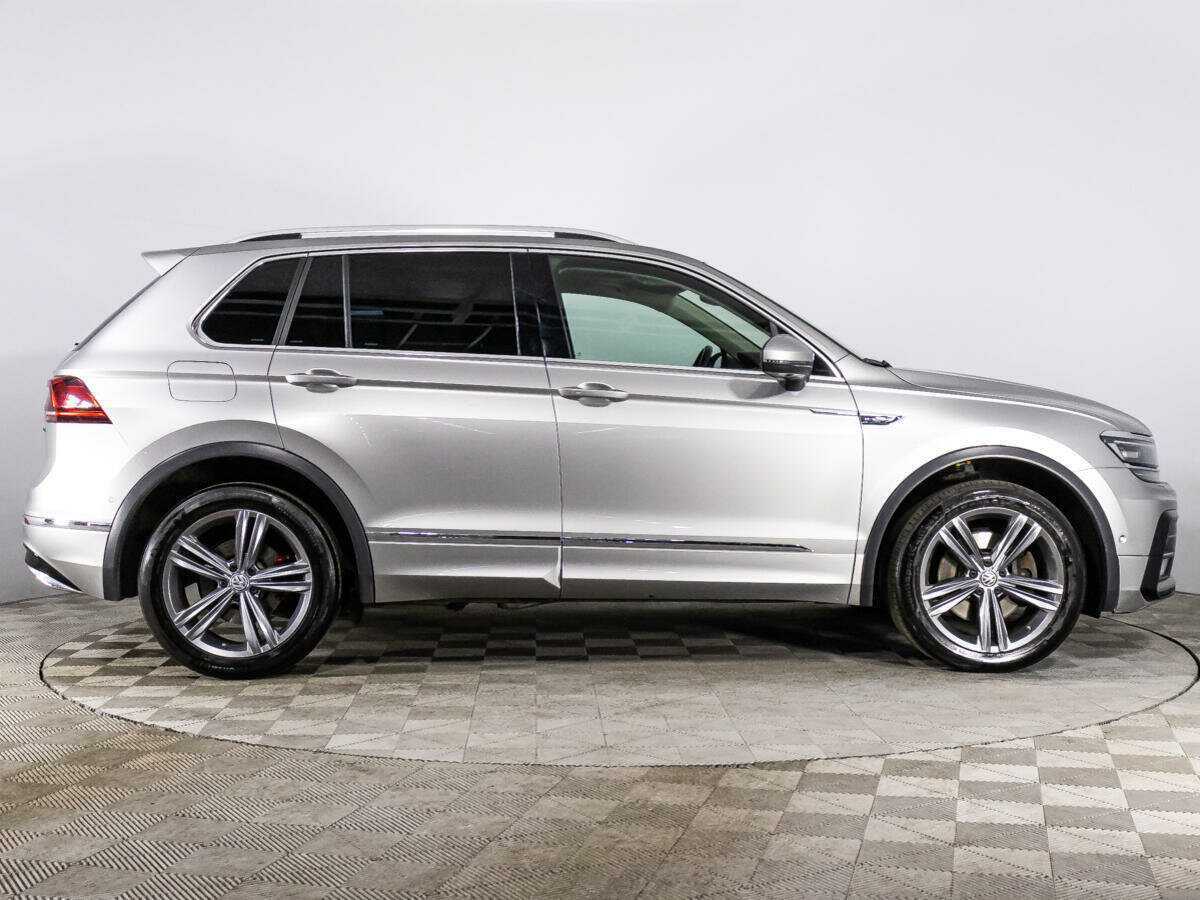 Купить Volkswagen Tiguan с пробегом. Фото: #3