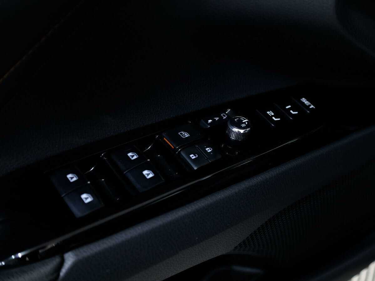 Купить Toyota Camry с пробегом. Фото: #27