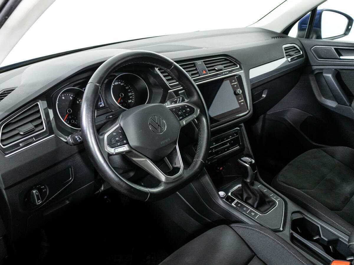 Купить Volkswagen Tiguan с пробегом. Фото: #10