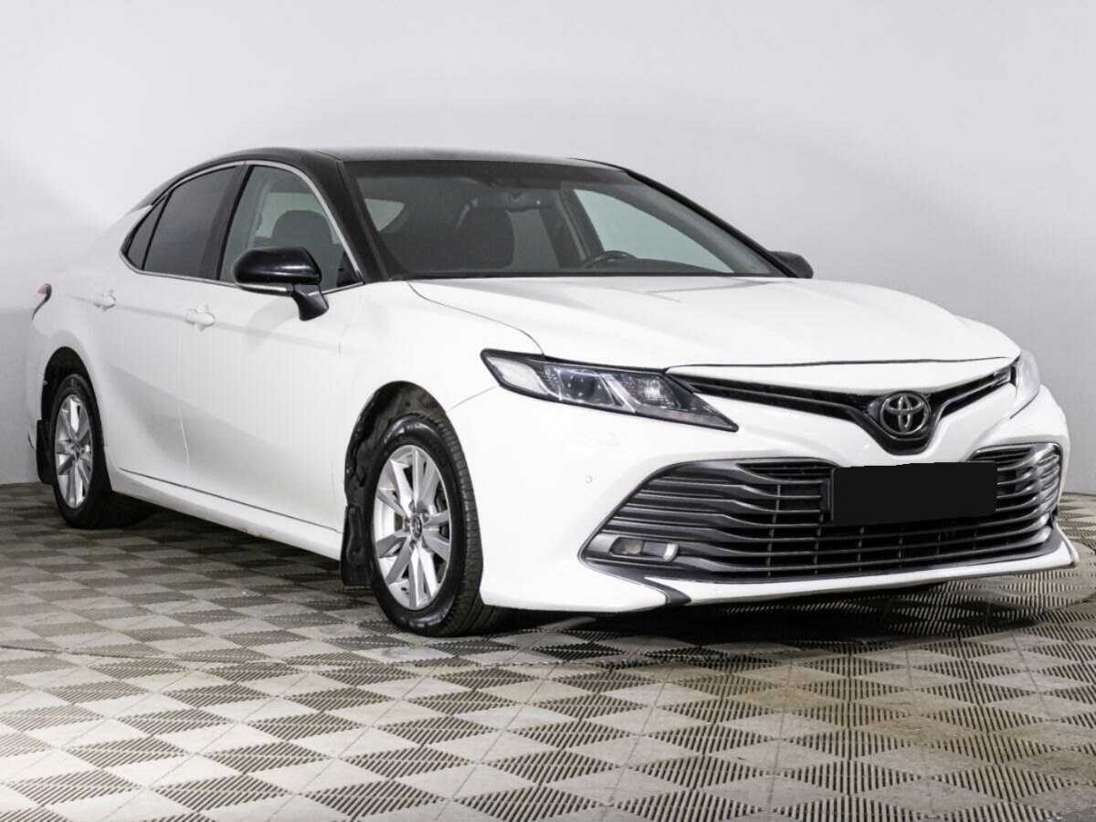 Купить Toyota Camry с пробегом. Фото: #2