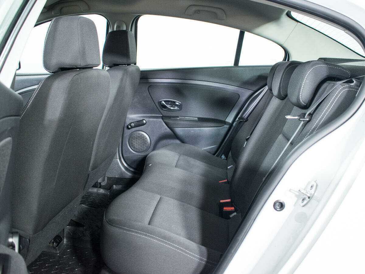 Купить Renault Fluence с пробегом. Фото: #7
