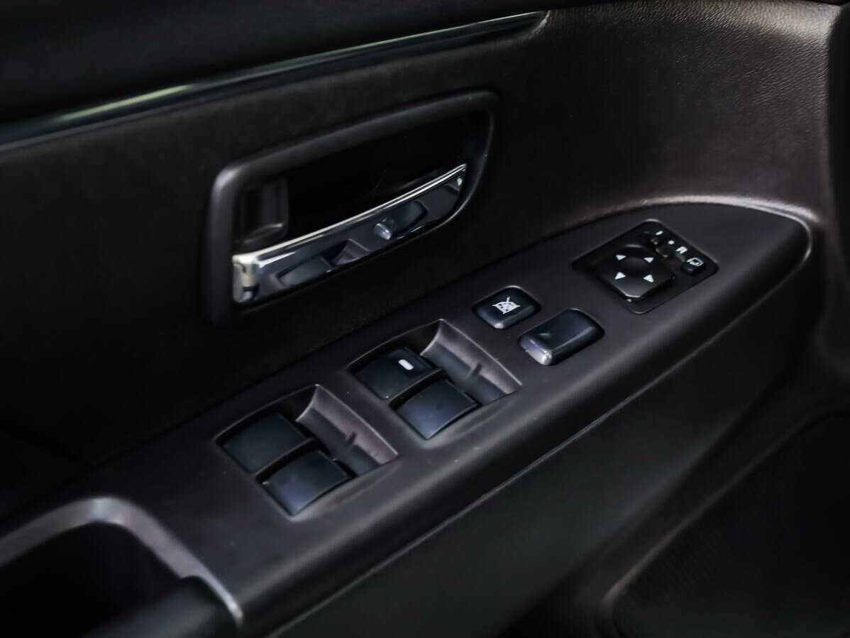 Продажа Б/У Митсубиши АС-Икс. Фото: #15