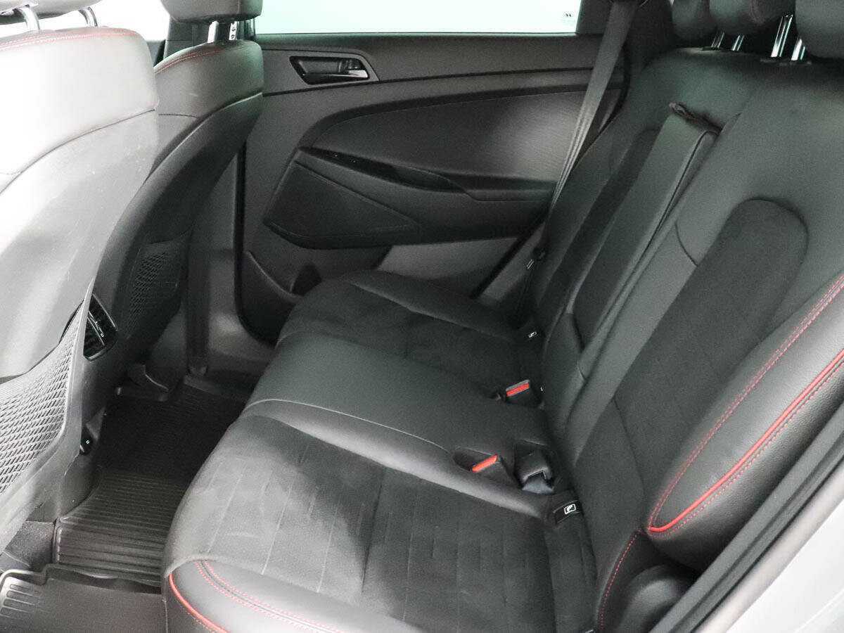 Купить Hyundai Tucson с пробегом. Фото: #12