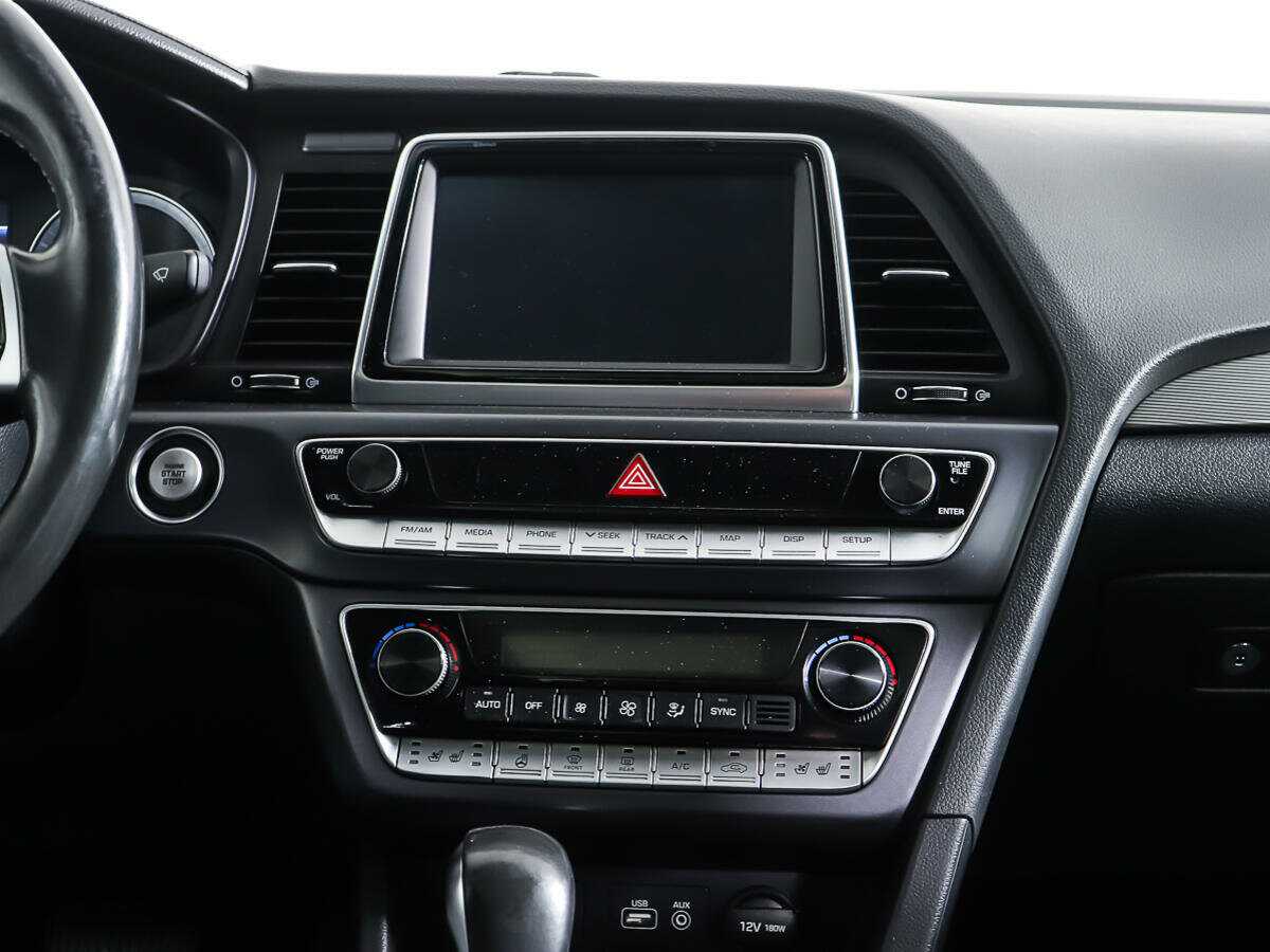 Купить Hyundai Sonata с пробегом. Фото: #11