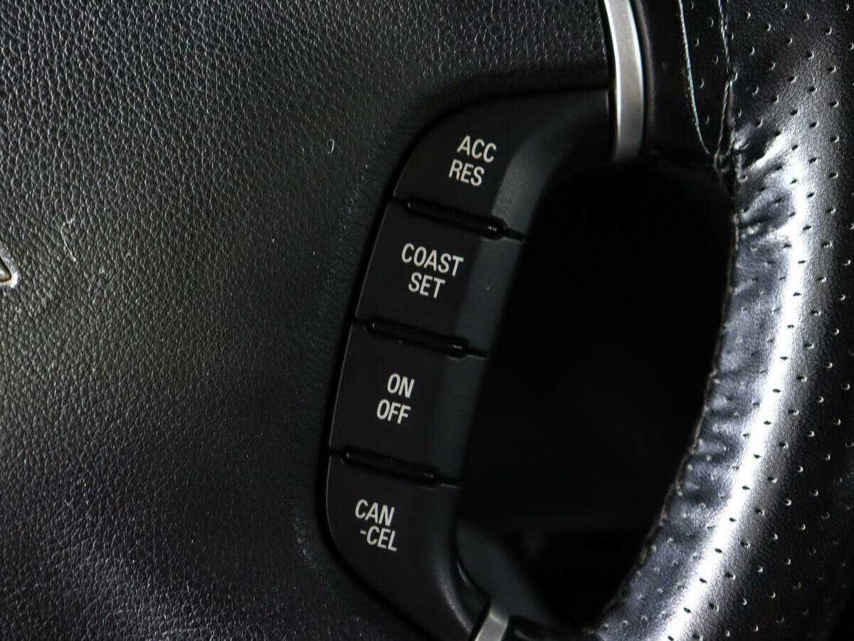 Купить Mitsubishi Pajero с пробегом. Фото: #14