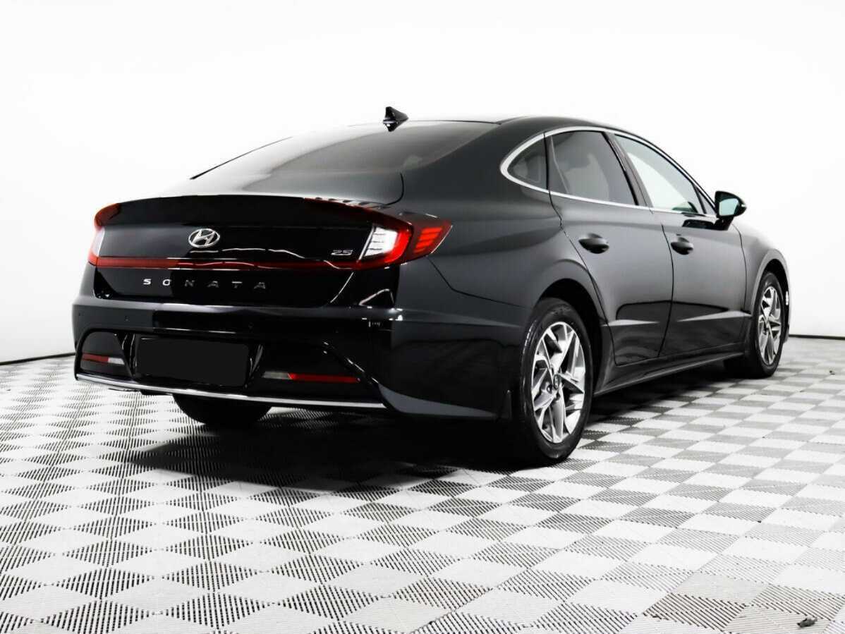 Купить Hyundai Sonata с пробегом. Фото: #4