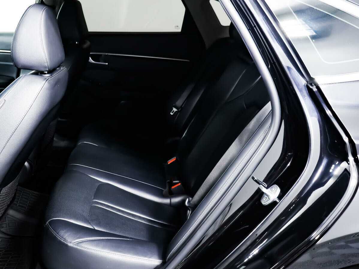 Купить Hyundai Sonata с пробегом. Фото: #11