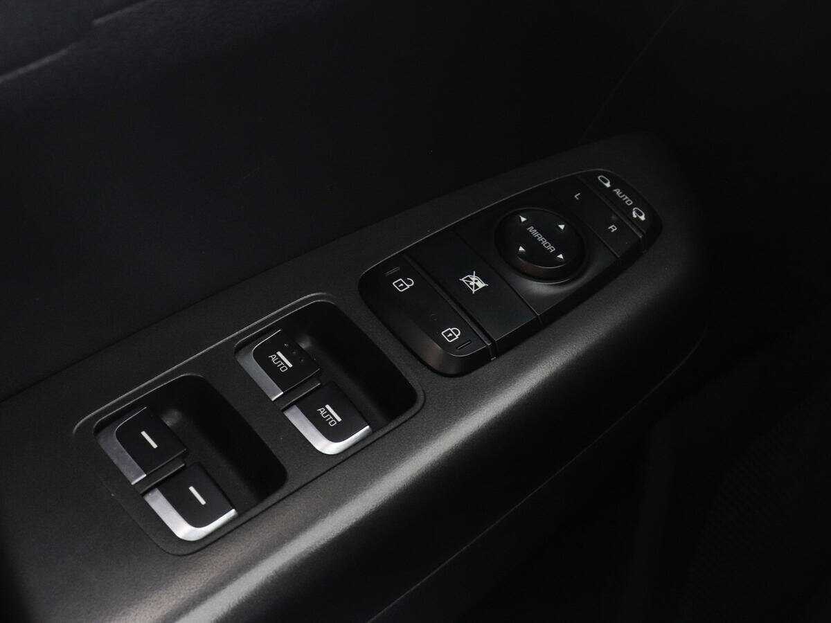 Купить Kia Sportage с пробегом. Фото: #14