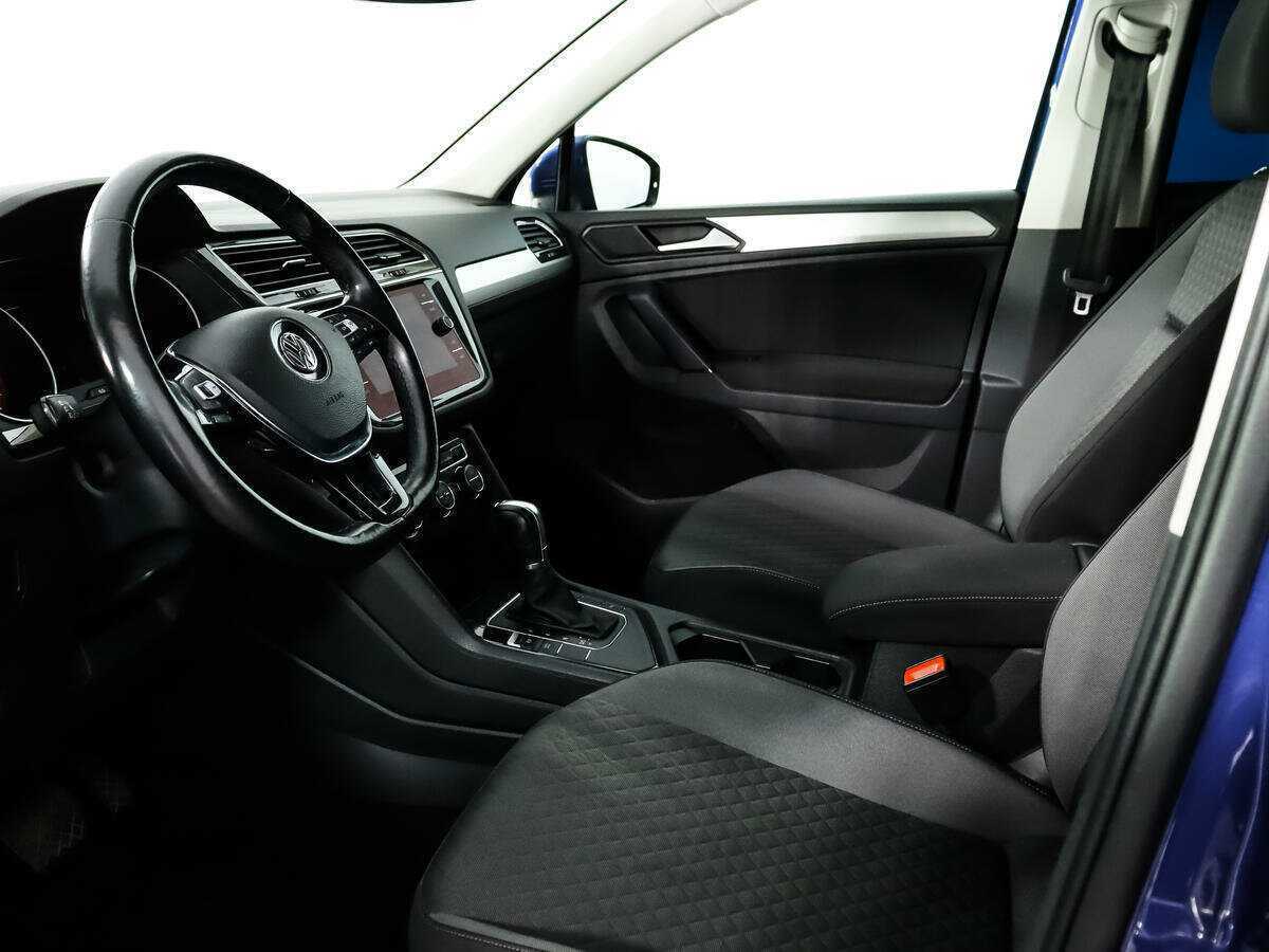 Купить Volkswagen Tiguan с пробегом. Фото: #8