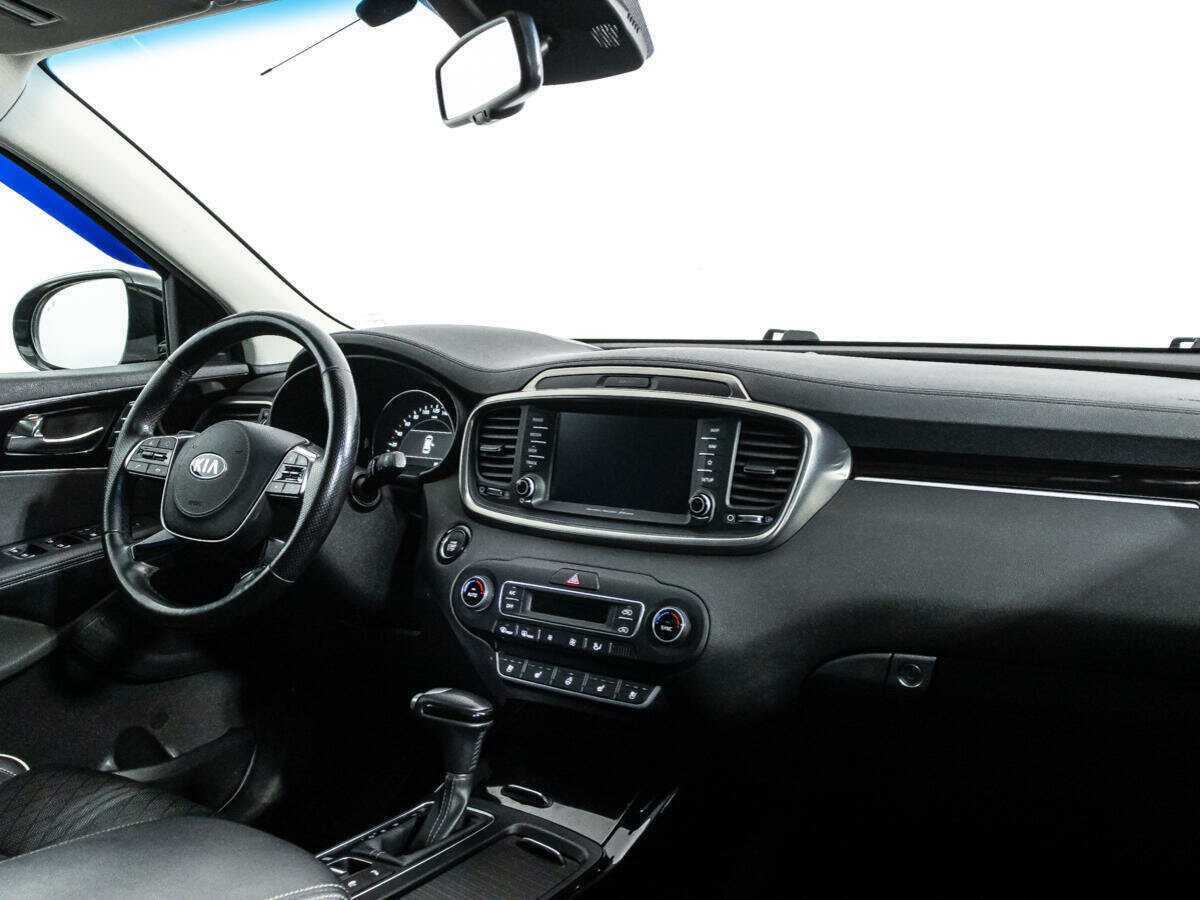 Купить Kia Sorento с пробегом. Фото: #8