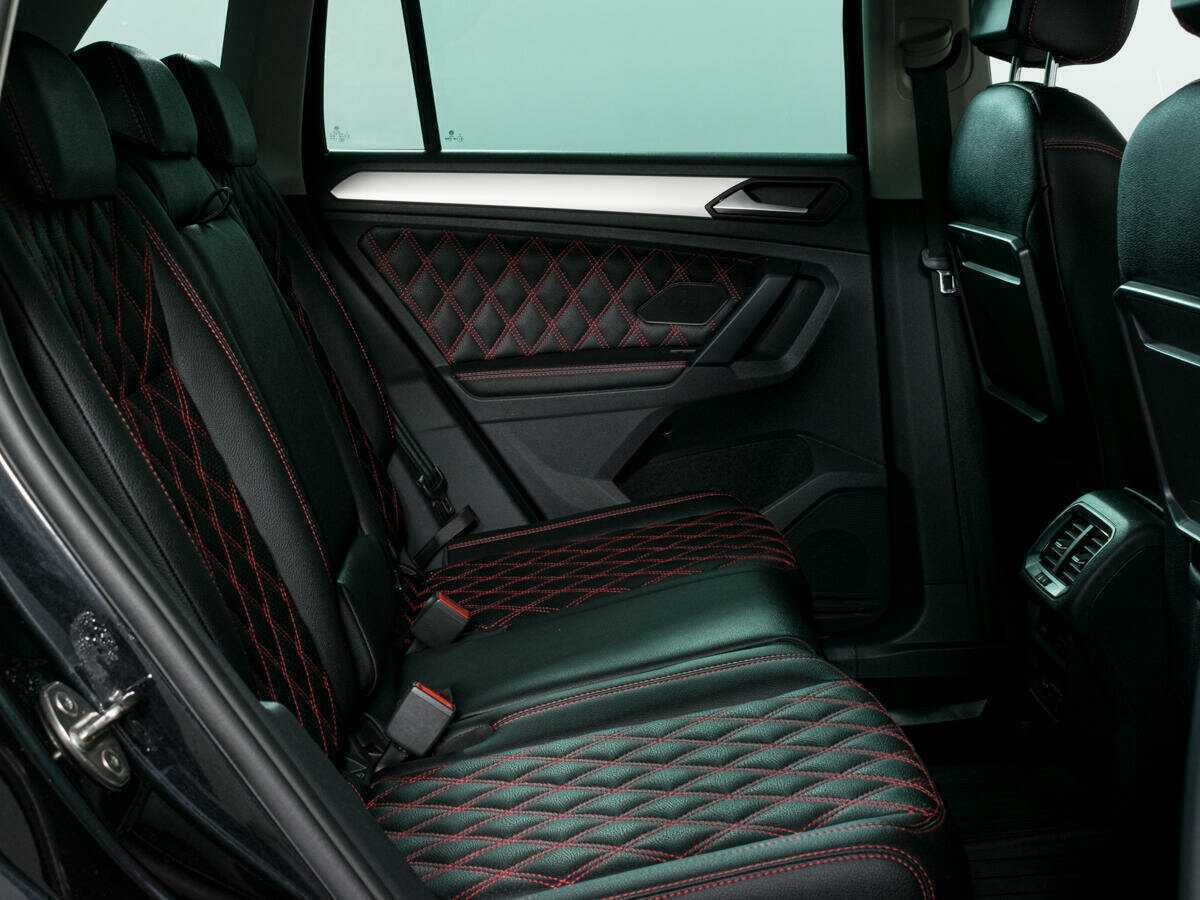 Купить Volkswagen Tiguan с пробегом. Фото: #3