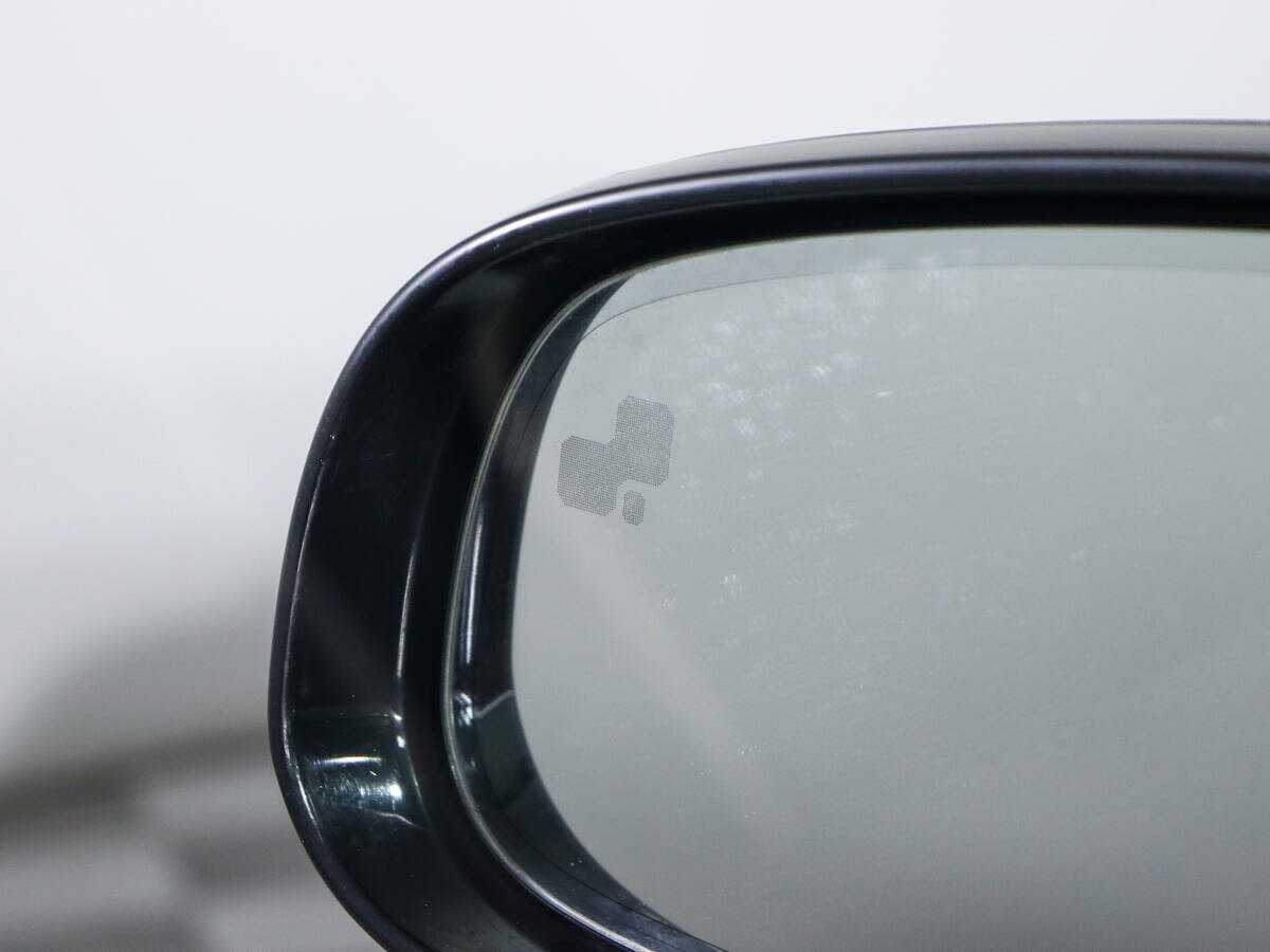 Купить Jaguar XJ с пробегом. Фото: #19