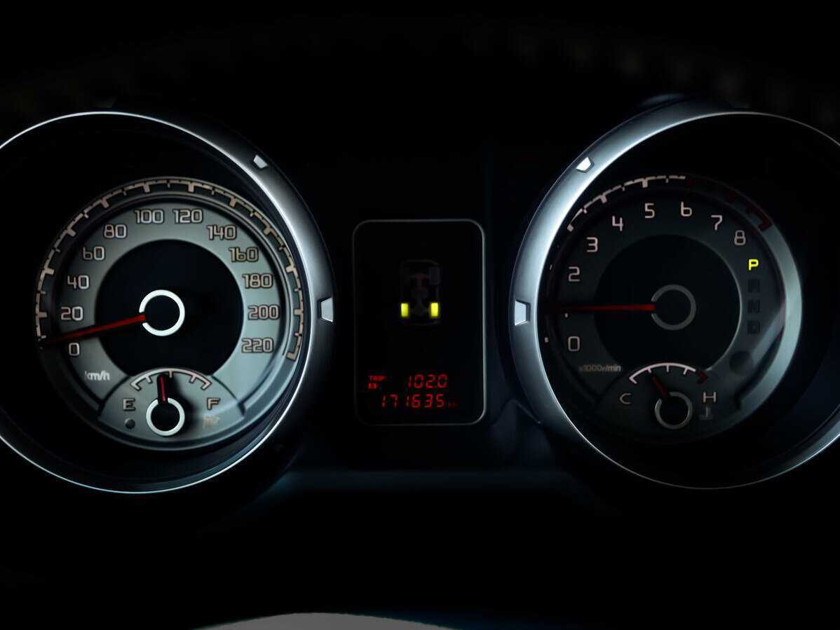 Купить Mitsubishi Pajero с пробегом. Фото: #9