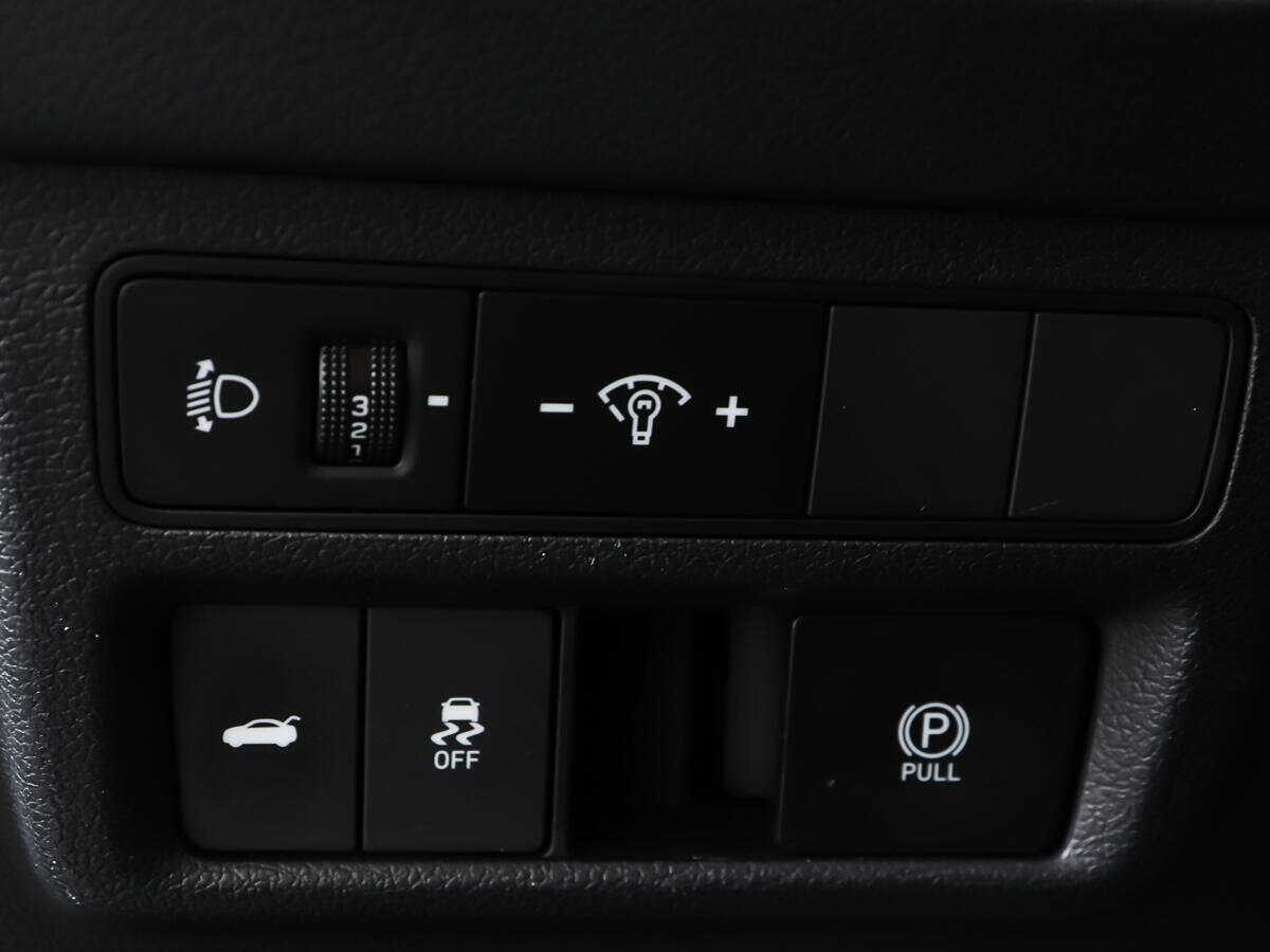 Купить Hyundai Sonata с пробегом. Фото: #16