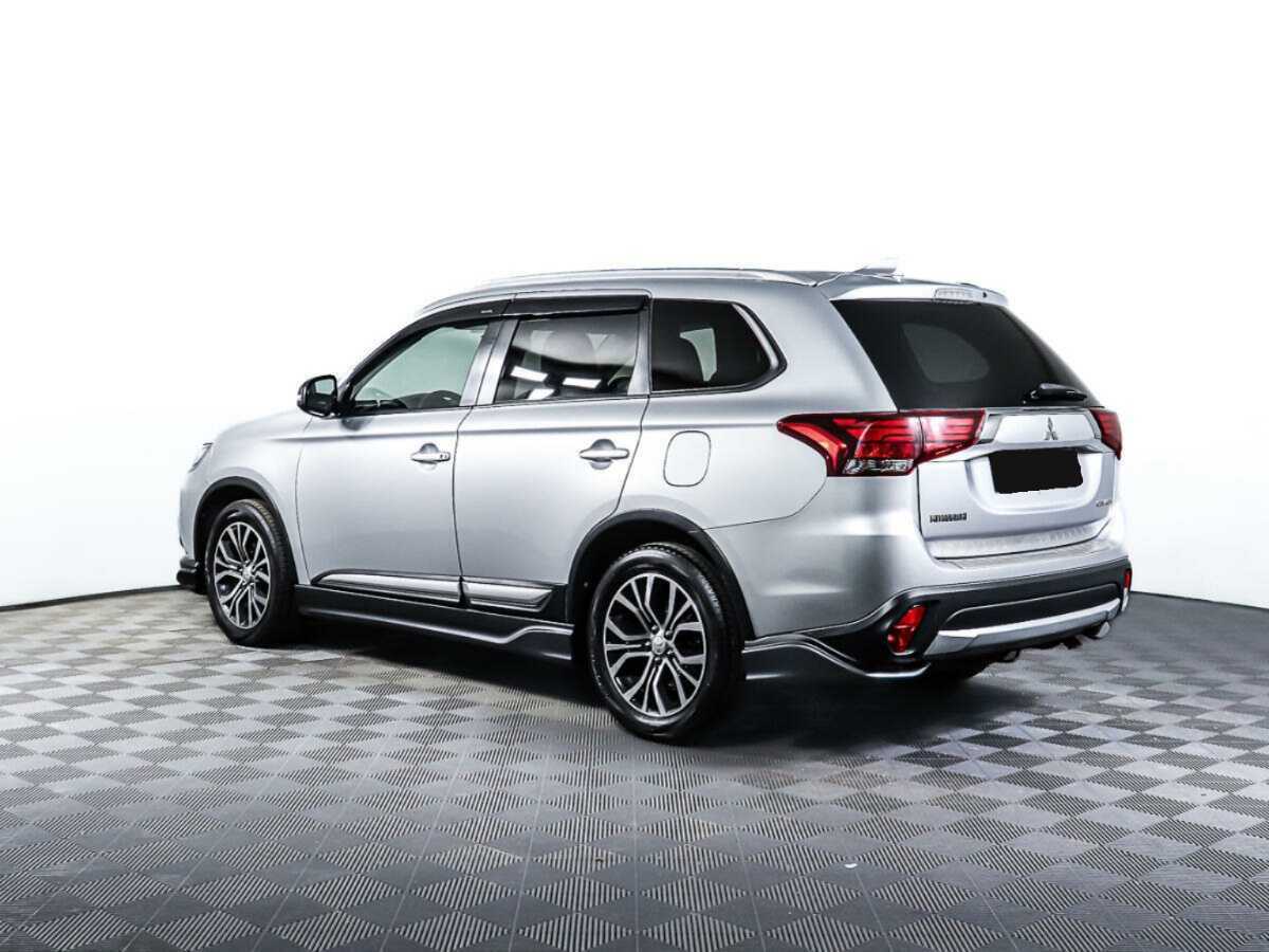 Купить Mitsubishi Outlander с пробегом. Фото: #5