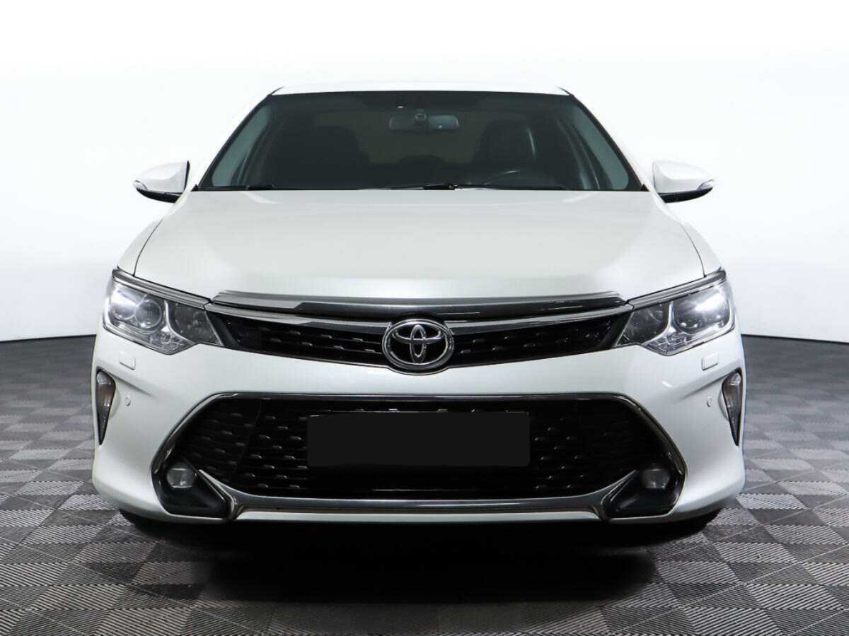 Купить Toyota Camry с пробегом. Фото: #1