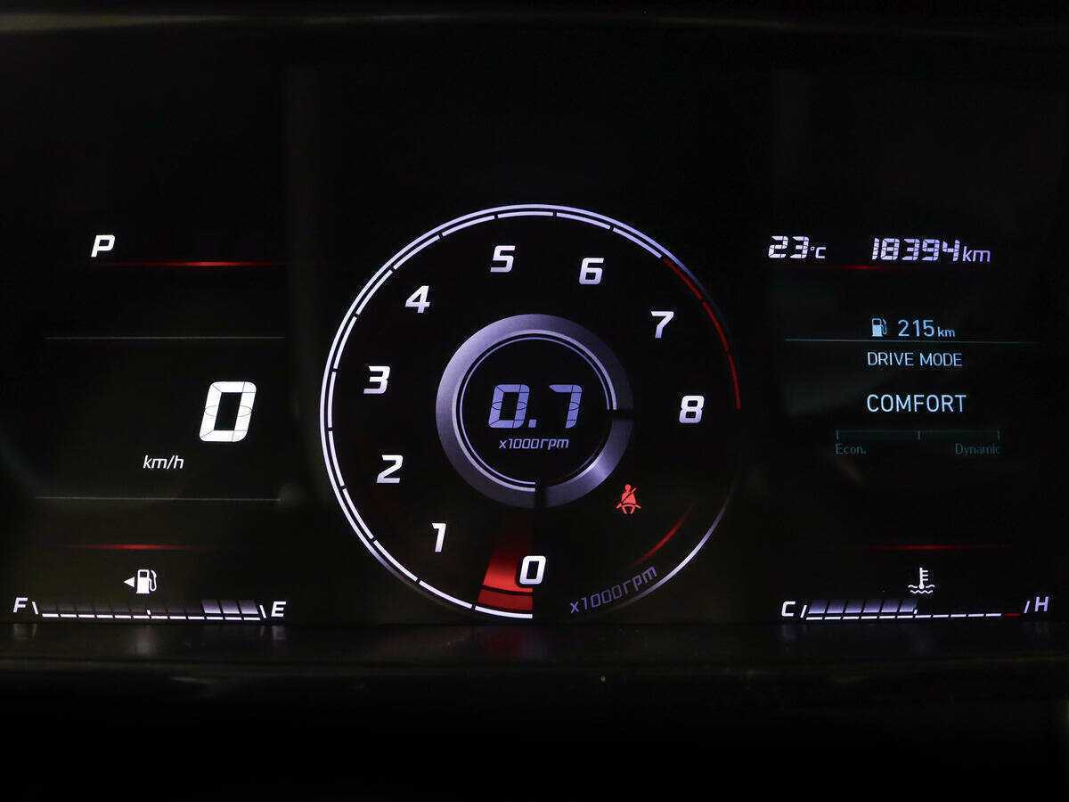 Купить Hyundai Elantra с пробегом. Фото: #8