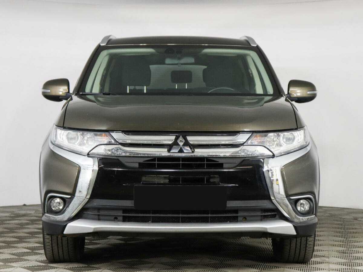 Купить Mitsubishi Outlander с пробегом. Фото: #1