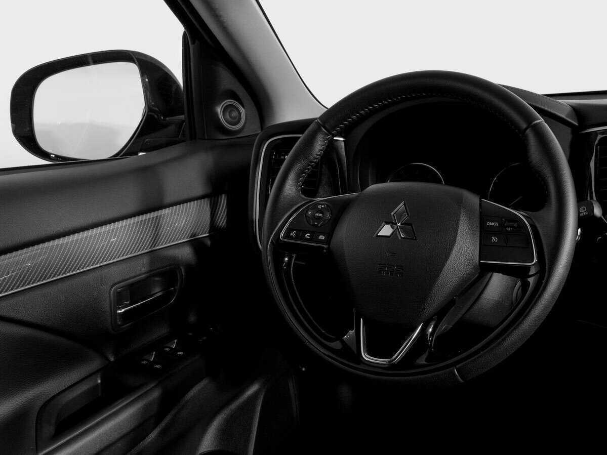 Купить Mitsubishi Outlander с пробегом. Фото: #13