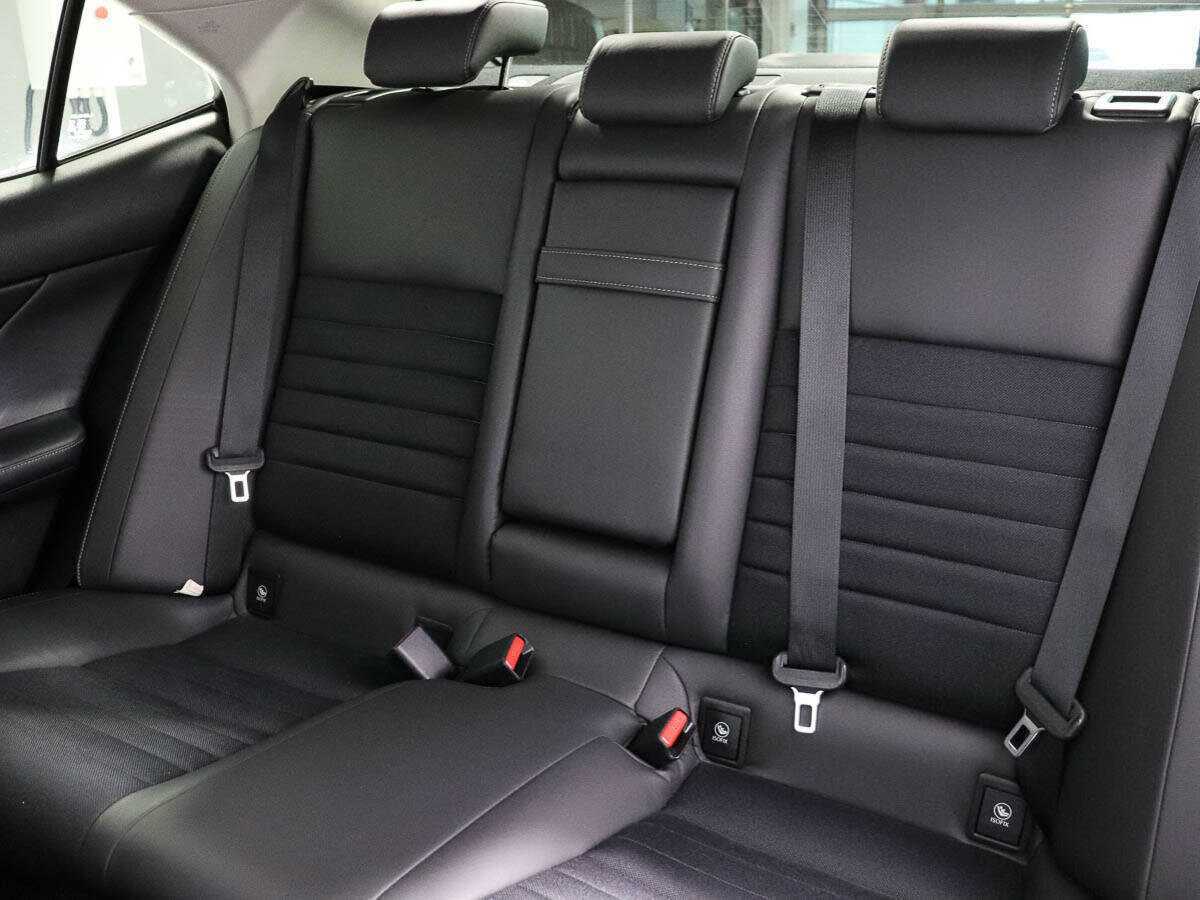 Купить Lexus IS с пробегом. Фото: #13