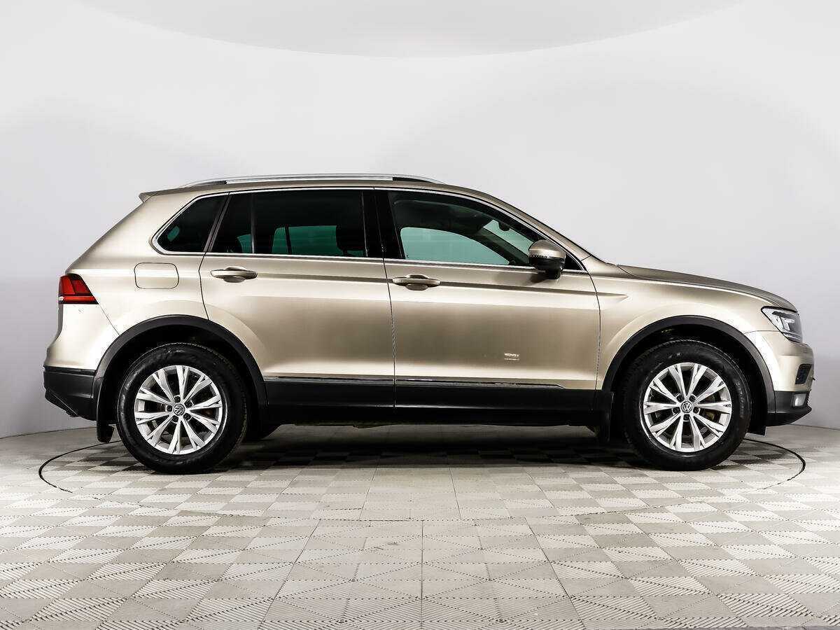 Купить Volkswagen Tiguan с пробегом. Фото: #3