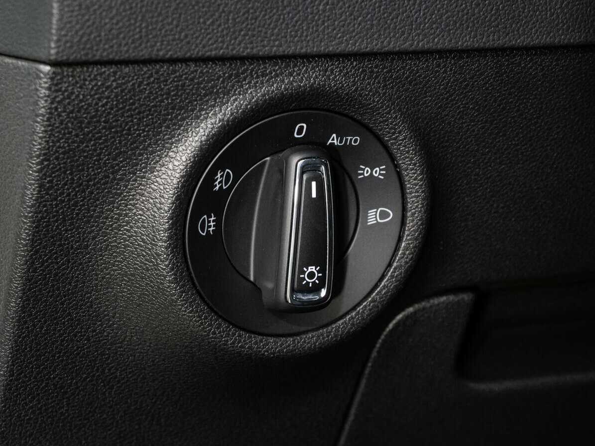 Купить Skoda Karoq с пробегом. Фото: #20