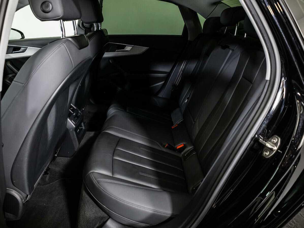 Купить Audi A4 с пробегом. Фото: #7