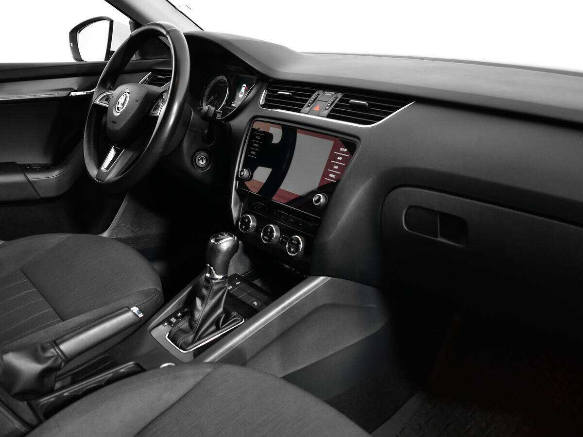 Купить Skoda Octavia с пробегом. Фото: #8