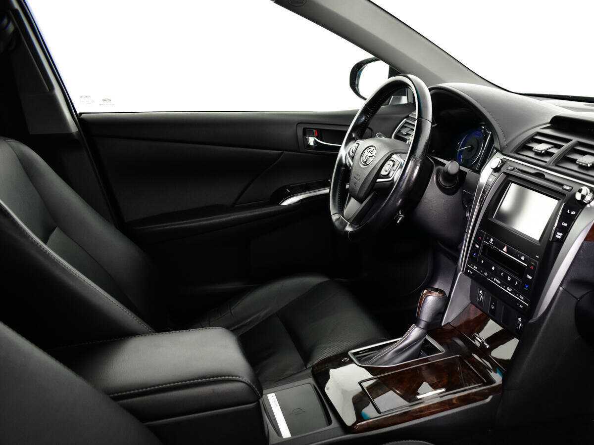 Купить Toyota Camry с пробегом. Фото: #8