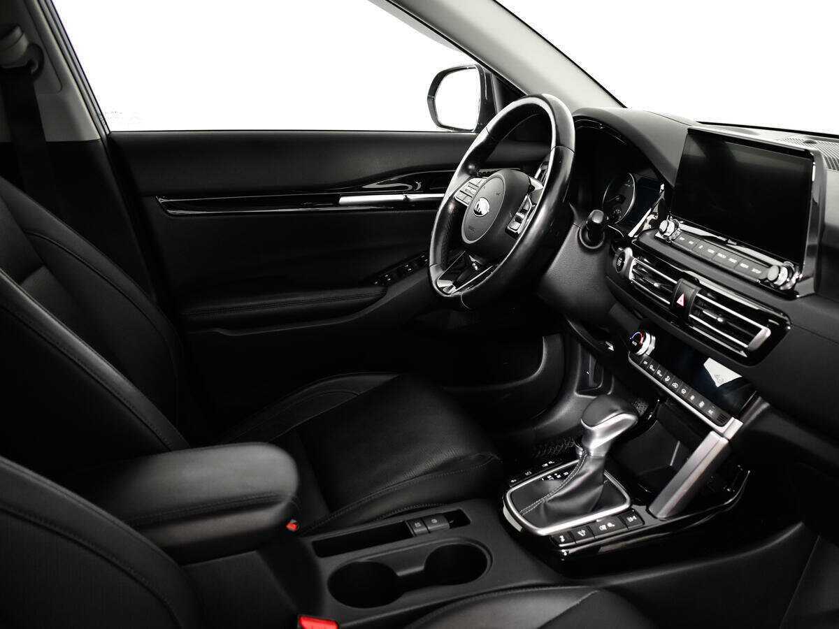 Купить Kia Seltos с пробегом. Фото: #8