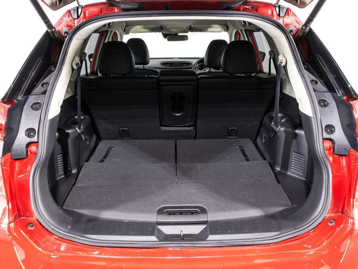 Купить Nissan X-Trail с пробегом. Фото: #14