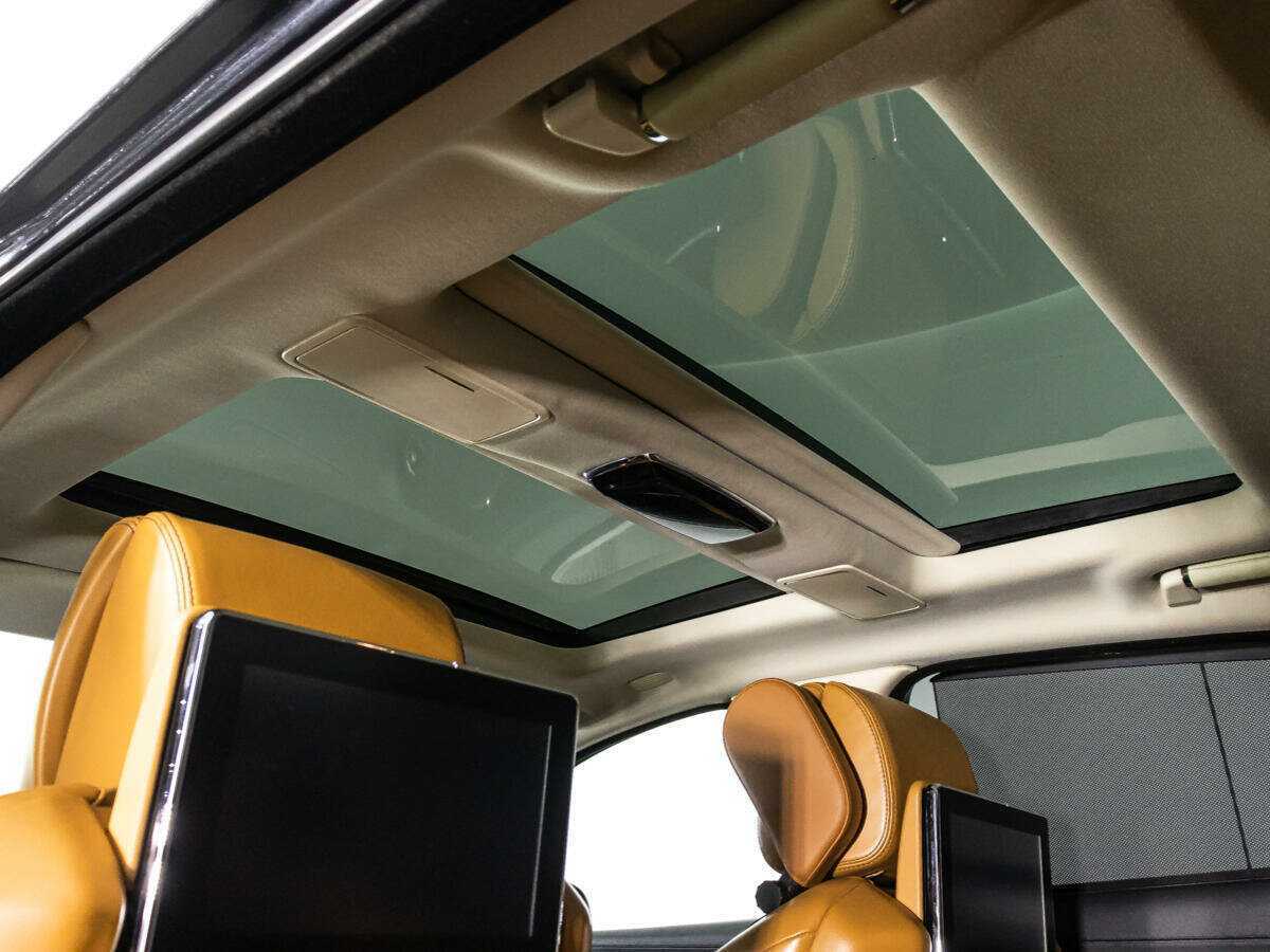 Купить Jaguar XJ с пробегом. Фото: #15