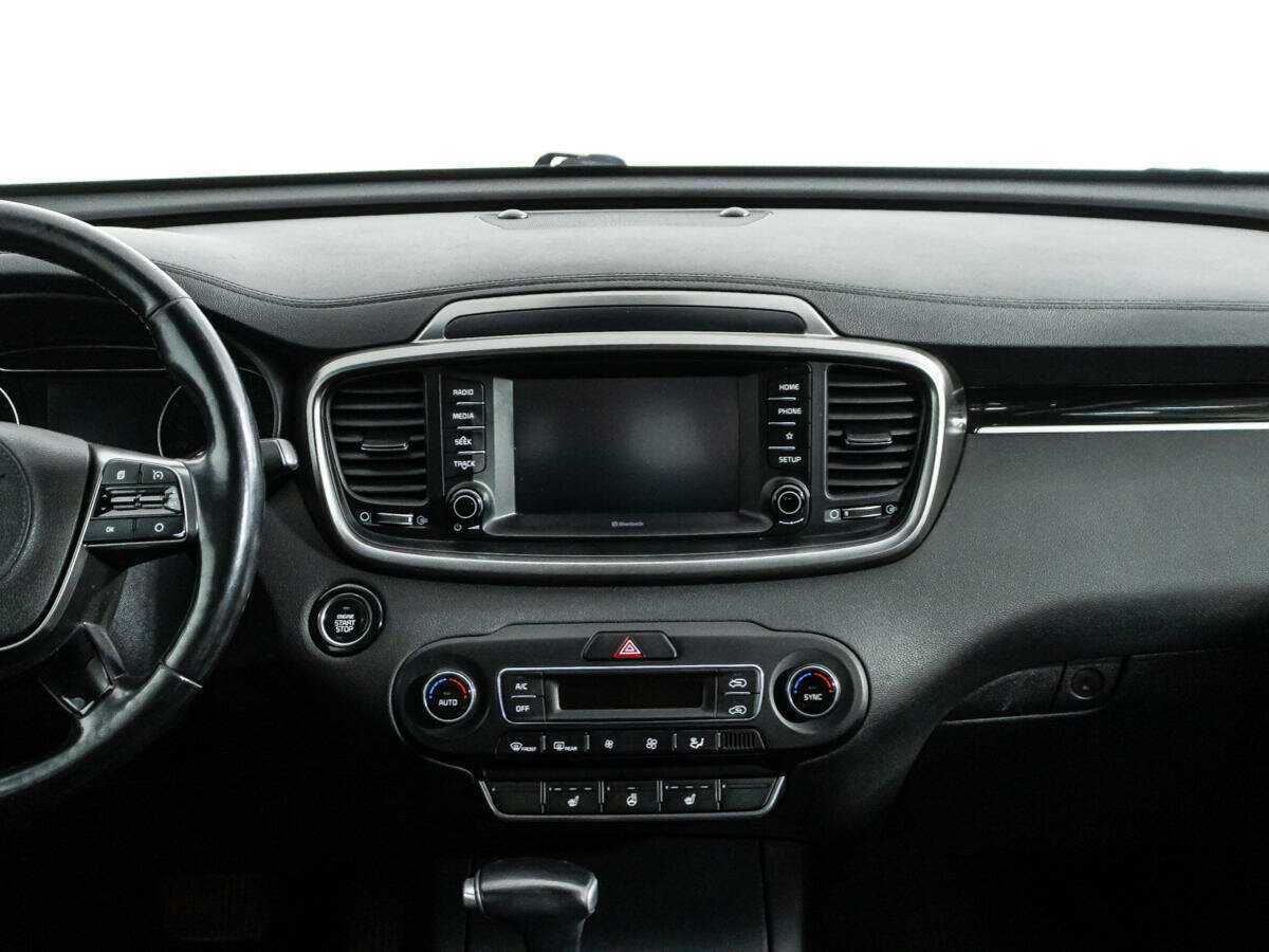 Купить Kia Sorento с пробегом. Фото: #13