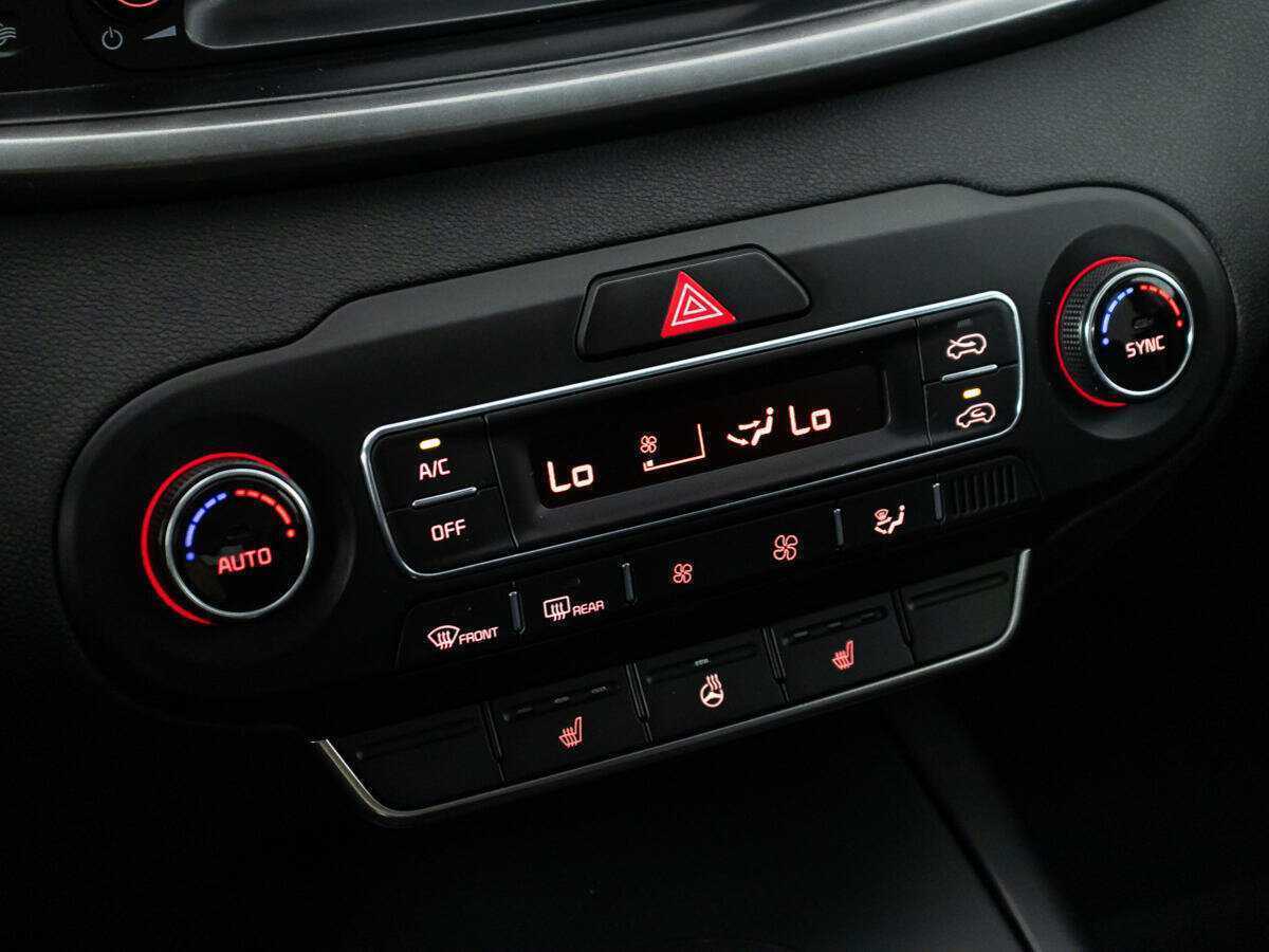 Купить Kia Sorento с пробегом. Фото: #15