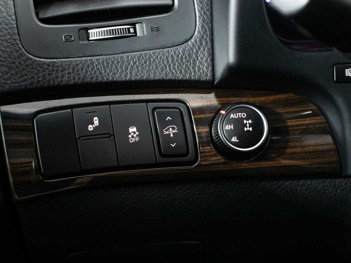 Купить Kia Mohave с пробегом. Фото: #16