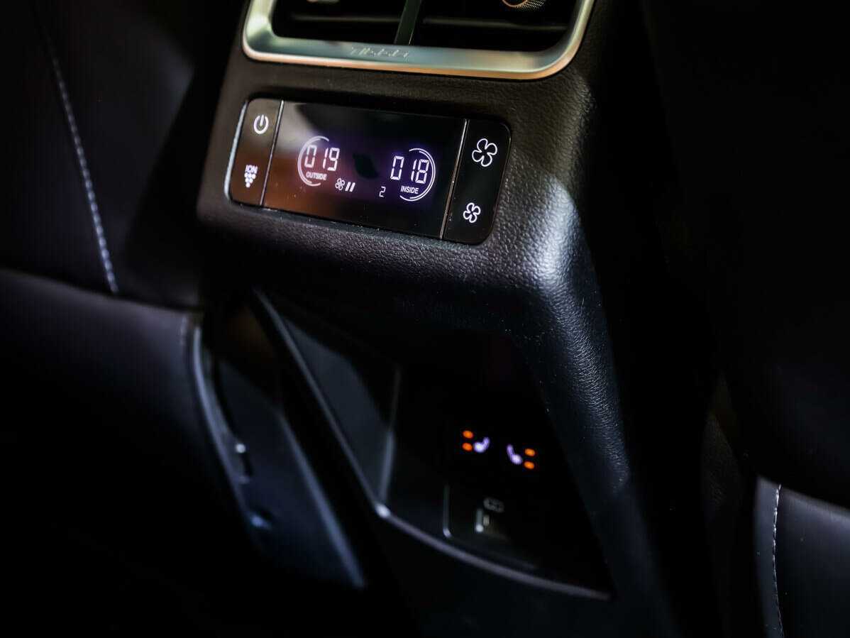 Купить Chery Tiggo 8 Pro Max с пробегом. Фото: #17